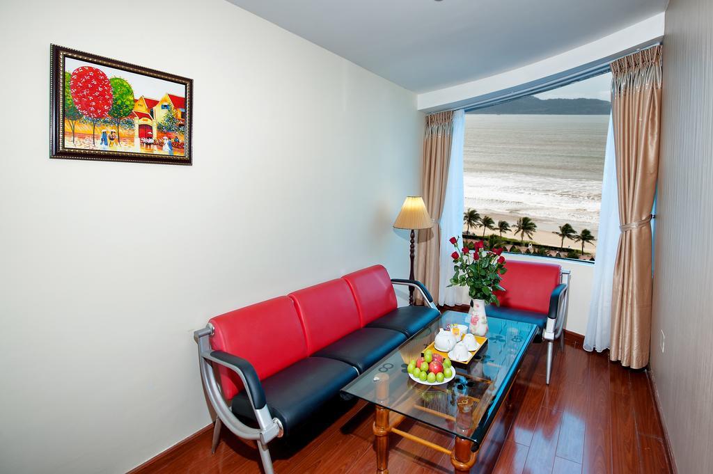 Truong Son Tung 1 - Beautiful Beach Hotel Da Nang Kamer foto