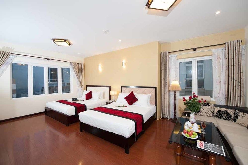 Truong Son Tung 1 - Beautiful Beach Hotel Da Nang Buitenkant foto